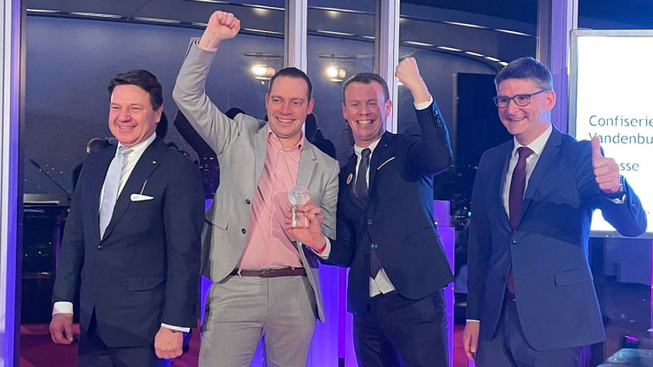 Impressions of the award presentation of the New Product Showcase at ISM 2022